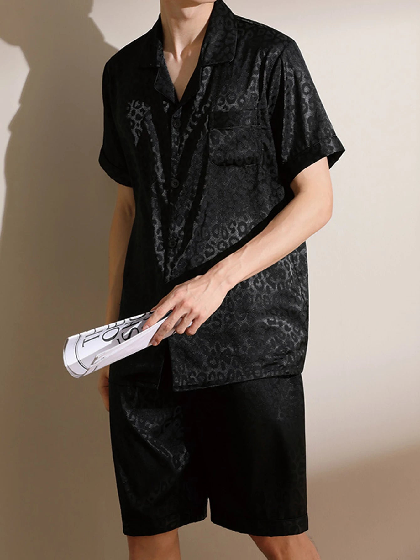 HAUS & HABITS Ice Silk Short Sleeve Lounge Set